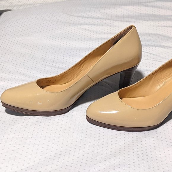 Cole Haan Nude Pumps - Picture 3 of 6